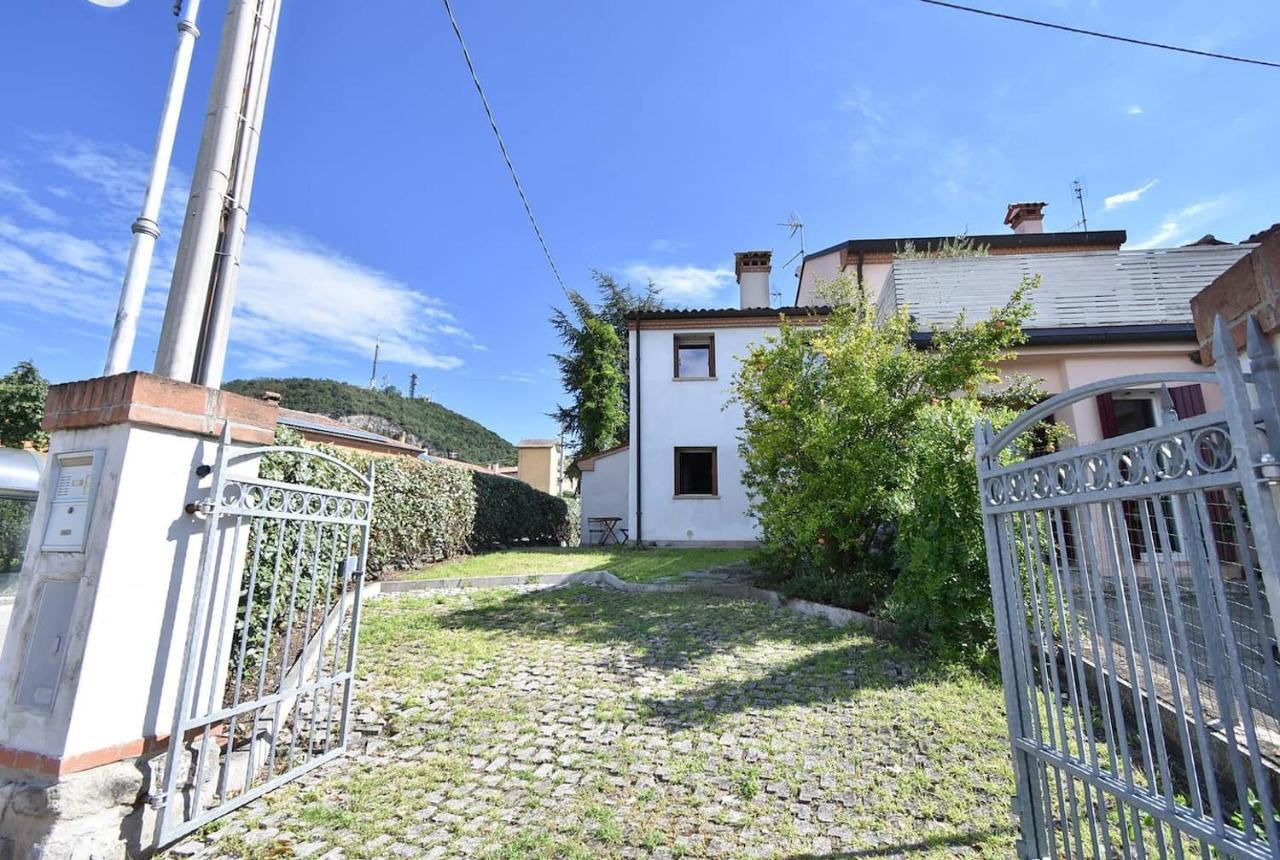 Calaone Wondeful Duplex Apartment Con Parcheggio X4 バオーネ エクステリア 写真